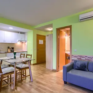 Barajas Apartment